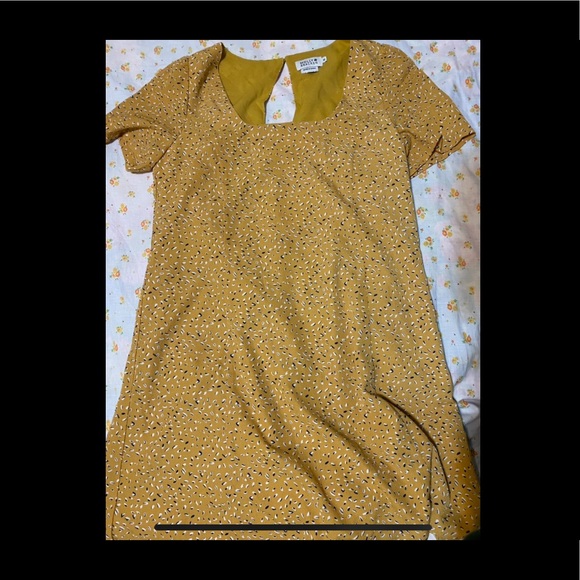 Yellow Molly Bracken Pattern Dress - Picture 1 of 3